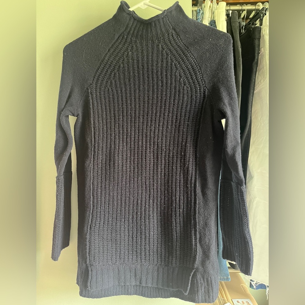 J.Crew navy 100% wool sweater tunic XXS Navy
